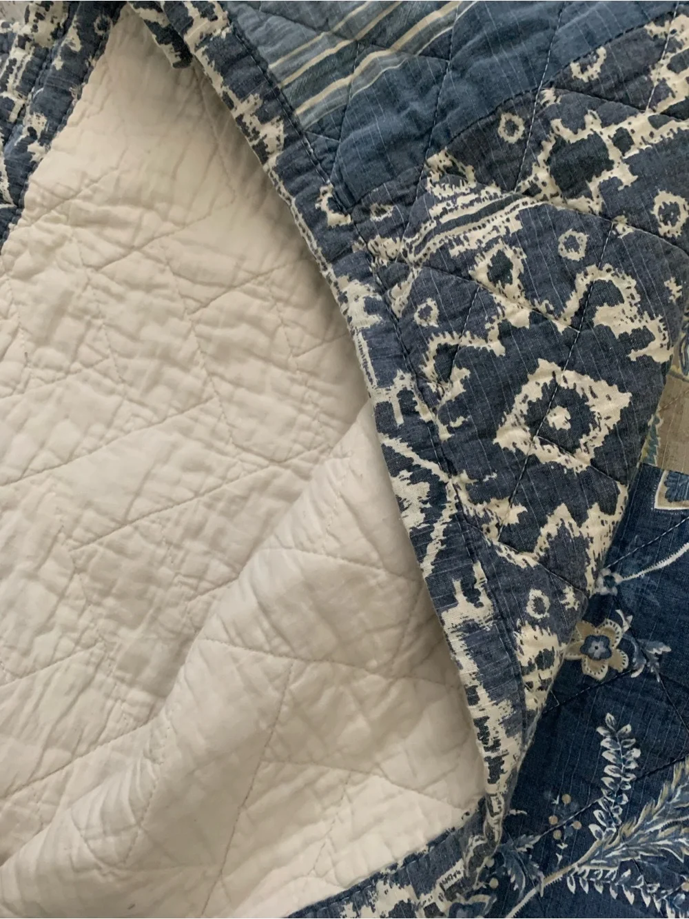 Gorgeous B. Smith Patchwork Quilt (Block Island)